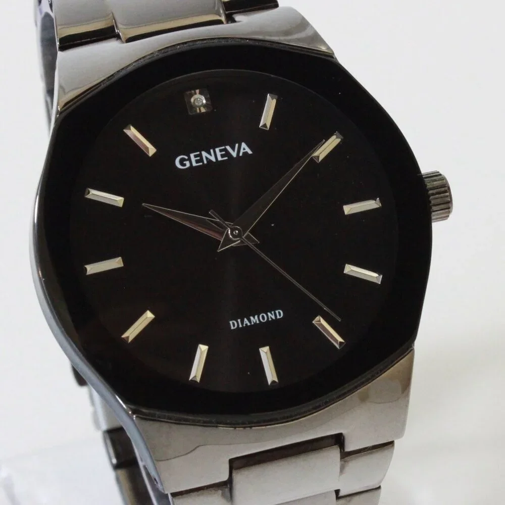 Geneva Men's Casual Watch Diamond At 12 Integrated Bracelet 42mm